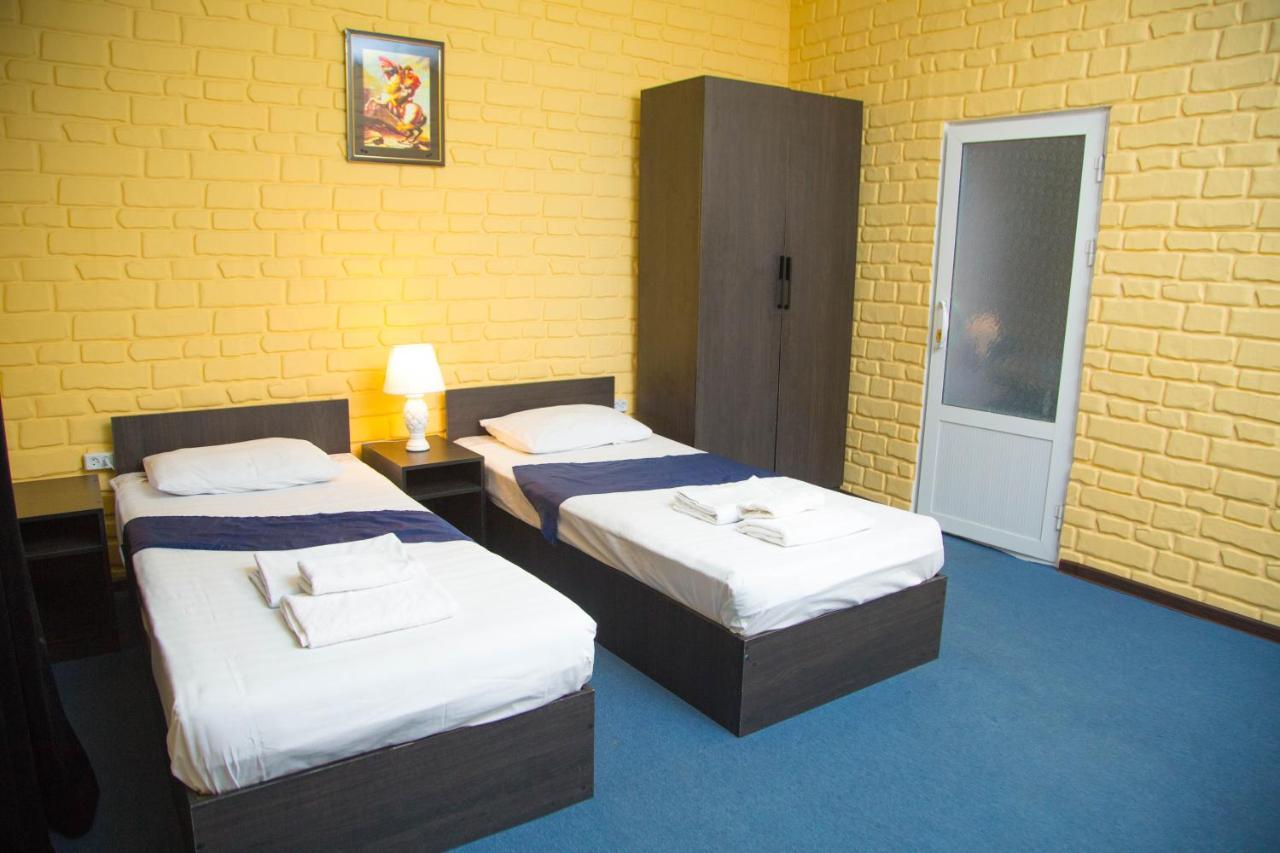 Minor Hotel Tasjkent Eksteriør bilde